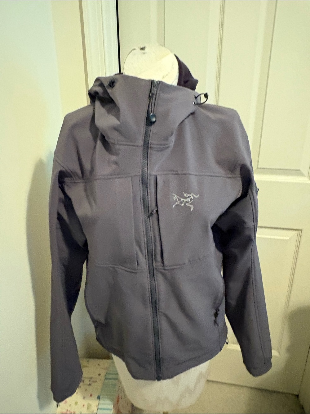 Arc'teryx Men's Softshell Jacket - Gray size S $425 Gamma MX **not perfect